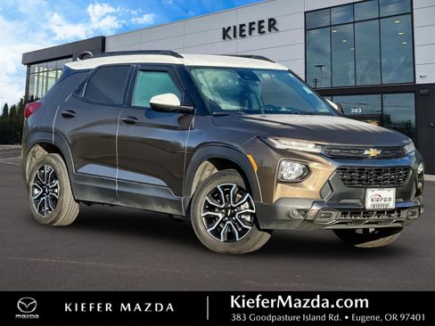 Used 2021 Chevrolet TrailBlazer ACTIV w/ Technology Package image 1