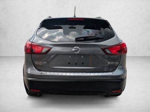 Used 2018 Nissan Rogue Sport SV AWD/4WD image 6