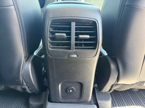 Certified 2024 Ford Escape Platinum w/ Premium Technology Package AWD/4WD image 35