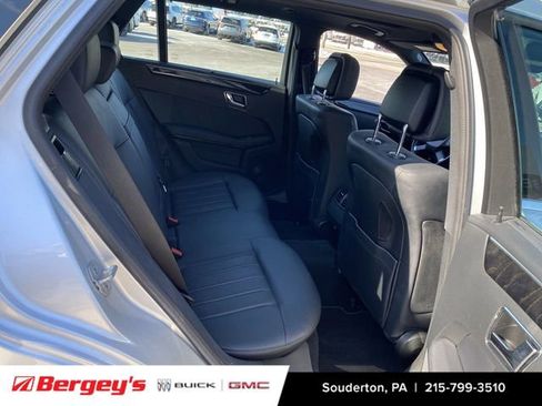 Used 2011 Mercedes-Benz E 350 4MATIC Wagon image 30