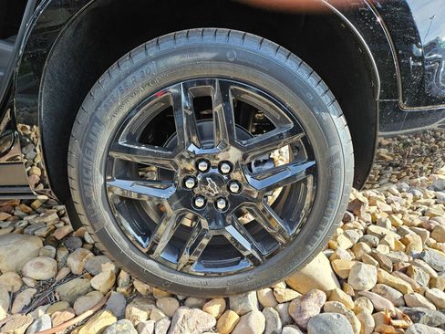 New 2025 Chevrolet Blazer RS w/ Driver Confidence II Package image 16