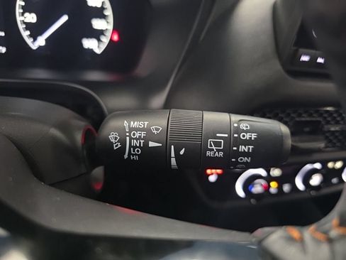 Used 2025 Honda HR-V Sport image 27