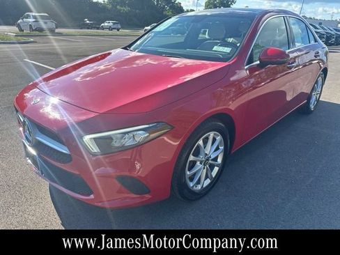 Used 2019 Mercedes-Benz A 220 4MATIC image 1