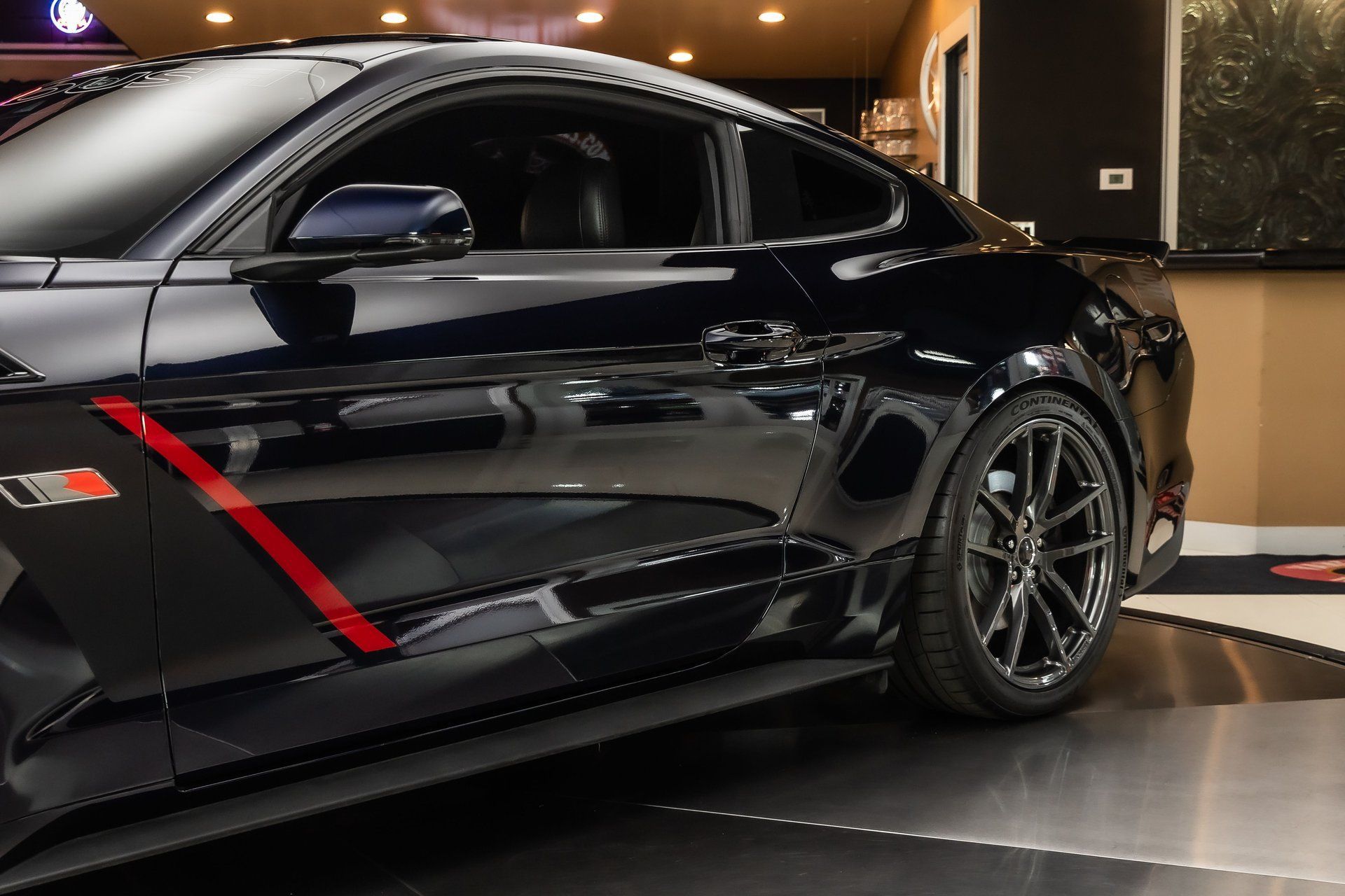 Used 2021 Ford Mustang GT Premium w/ GT Performance Package RWD image 30