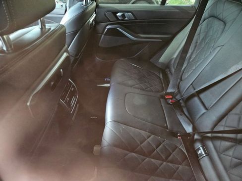 Used 2024 BMW X5 sDrive40i w/ M Sport Package image 12