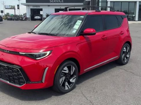 Certified 2025 Kia Soul GT-Line w/ GT-Line Technology Package FWD image 3