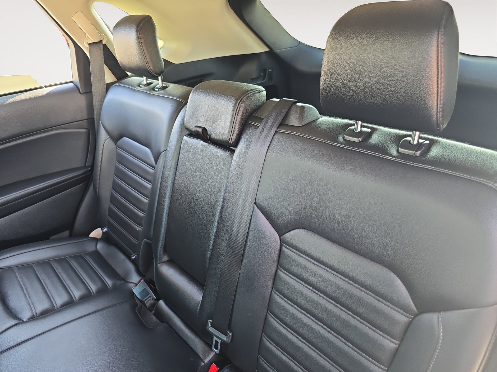 Used 2024 Ford Edge SEL AWD/4WD image 13