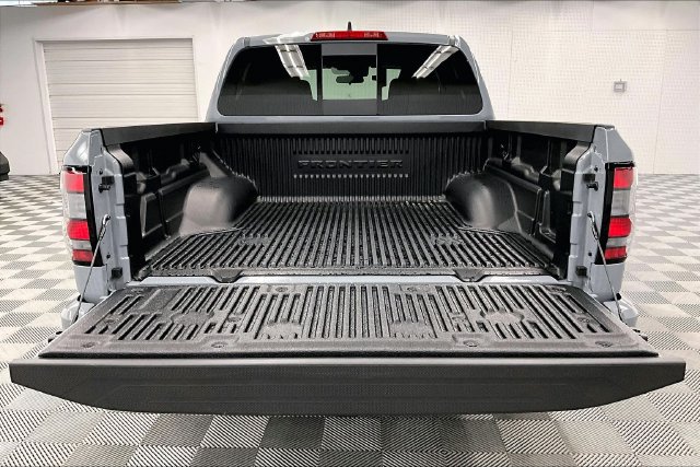 New 2026 Nissan Frontier SV w/ SV Convenience Package RWD image 17