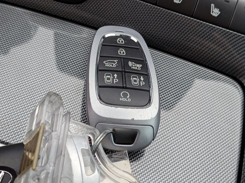Used 2022 Hyundai Santa Fe Limited FWD image 35