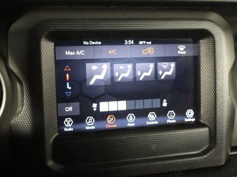 Used 2022 Jeep Wrangler Sport AWD/4WD image 32
