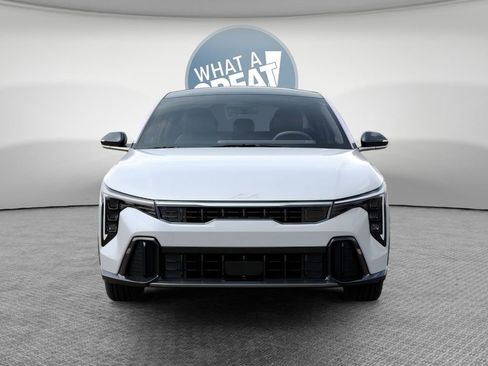 New 2026 Kia K4 GT-Line FWD image 2