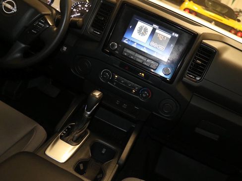 Used 2022 Nissan Frontier S image 21
