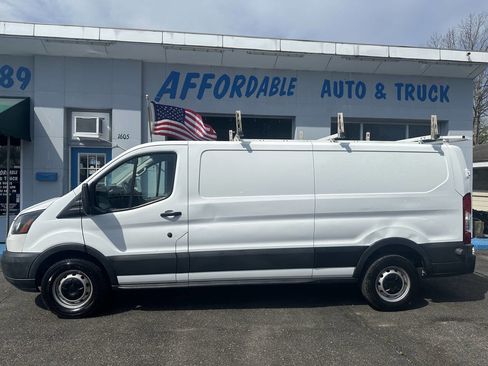 Used 2017 Ford Transit 250 250 3dr LWB Low Roof Cargo Van image 6