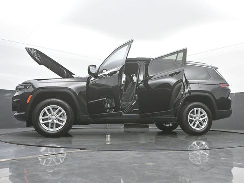 New 2025 Jeep Grand Cherokee L Laredo w/ Luxury Tech Group I image 61