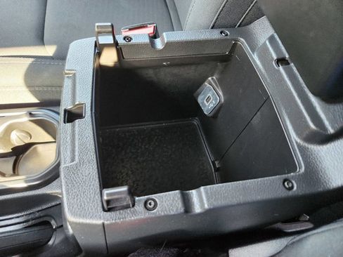 Used 2022 Jeep Gladiator Sport image 15