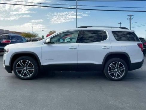 Certified 2021 GMC Acadia SLT w/ Preferred Package image 5