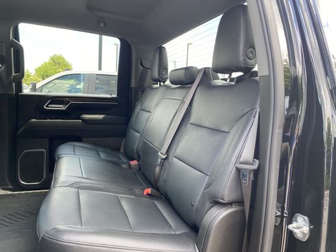 Used 2024 Chevrolet Silverado 2500 LT AWD/4WD image 36