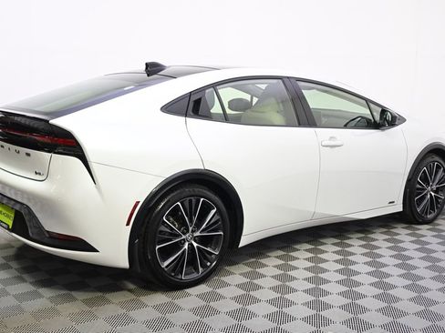 Used 2024 Toyota Prius XLE image 7