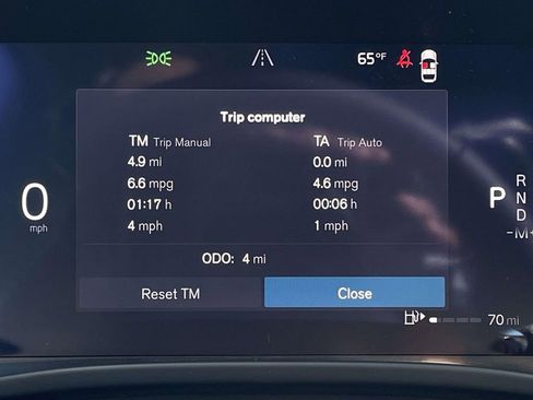 New 2026 Volvo XC40 B4 Plus w/ Protection Package Premier image 15