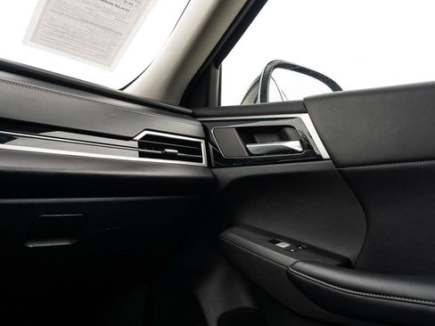Used 2022 Mitsubishi Outlander SE AWD/4WD image 37