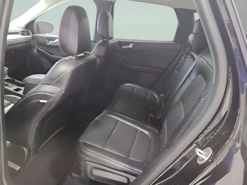 Used 2023 Ford Escape Platinum AWD/4WD image 19