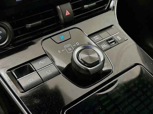 Used 2024 Toyota bZ4X XLE w/ Weather Package image 25