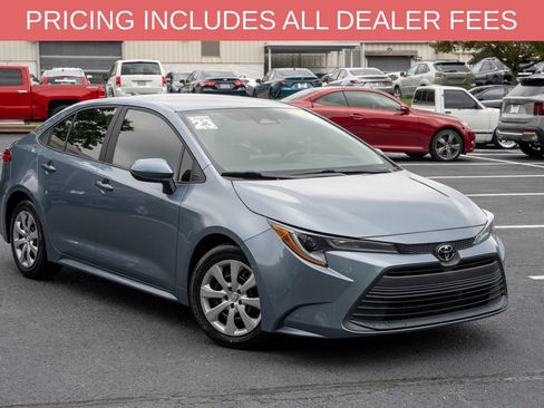 Used 2023 Toyota Corolla LE FWD image 1