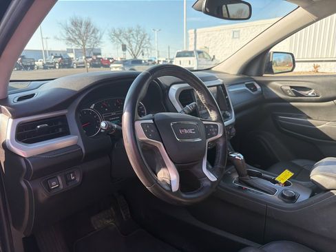 Used 2017 GMC Acadia SLT image 10