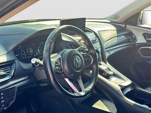 Used 2024 Acura RDX SH-AWD image 9