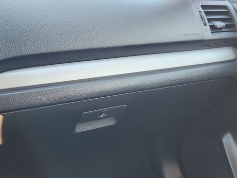 Used 2013 Subaru Crosstrek 2.0i Limited image 22