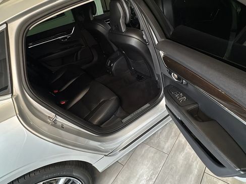 Used 2019 Volvo S90 T5 Momentum FWD image 30