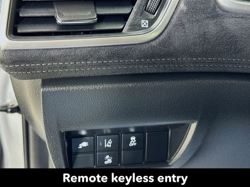 Used 2020 Honda Clarity Touring image 11