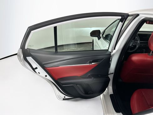 Used 2025 Toyota Camry XSE FWD image 26