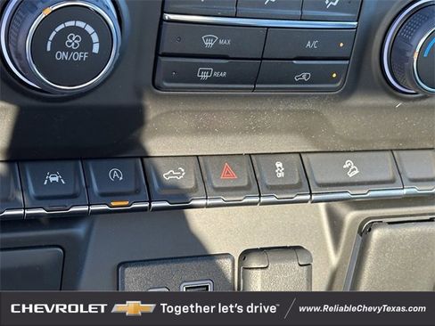 New 2026 Chevrolet Silverado 1500 Custom Trail Boss w/ LPO, Dark Essentials Package image 21