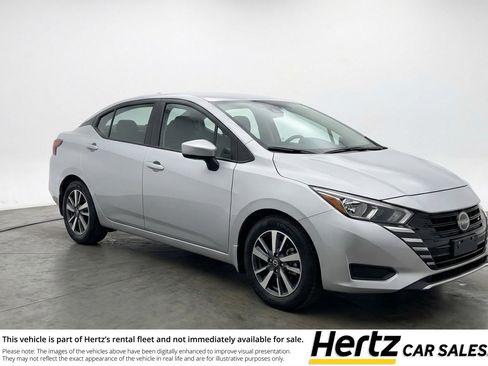 Used 2025 Nissan Versa SV FWD image 1