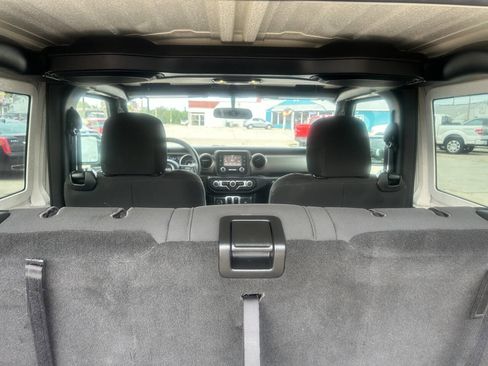 Used 2019 Jeep Wrangler Sport image 30