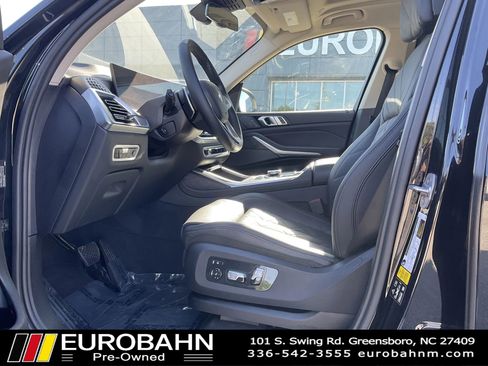 Used 2023 BMW X7 xDrive40i w/ Premium Package AWD/4WD image 8