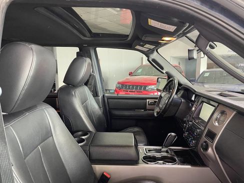 Used 2015 Ford Expedition Limited w/ Equipment Group 301A image 36