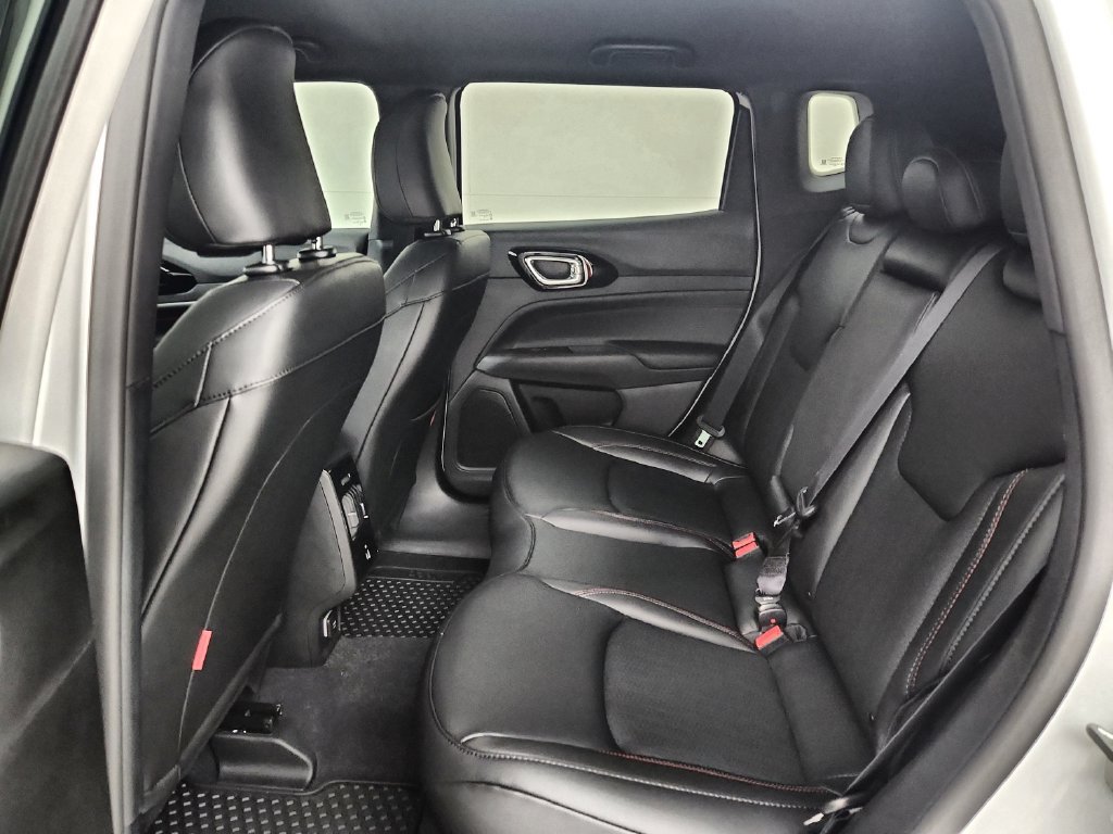 New 2026 Jeep Compass Trailhawk AWD/4WD image 28