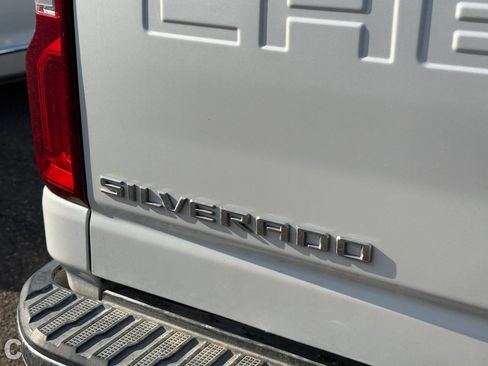 Used 2021 Chevrolet Silverado 2500 LTZ AWD/4WD image 14