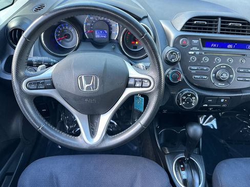 Used 2013 Honda Fit Sport image 27