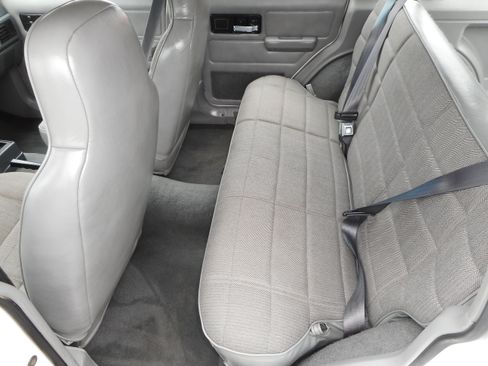 Used 1996 Jeep Cherokee 4WD 4-Door image 21