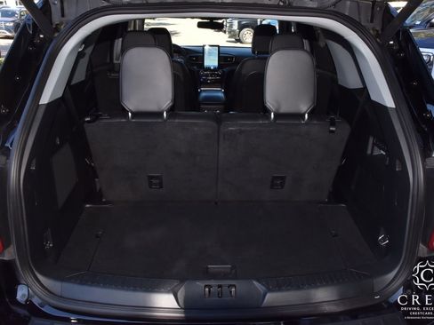 Used 2022 Ford Explorer Limited w/ Limited Technology Package image 40