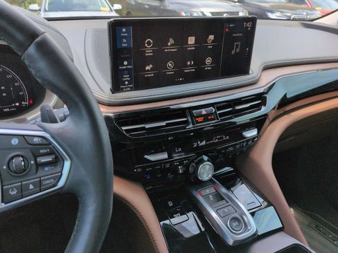 Used 2025 Acura MDX SH-AWD w/ Advance Package image 30