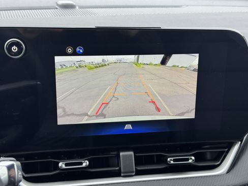 New 2026 Chevrolet Equinox LT image 21