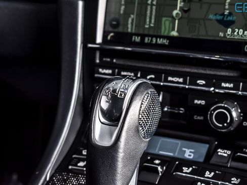 Used 2015 Porsche 911 Turbo image 24