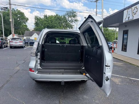 Used 2014 Lexus GX 460 Luxury AWD/4WD image 24