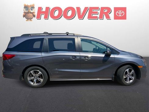 Used 2018 Honda Odyssey Touring image 2