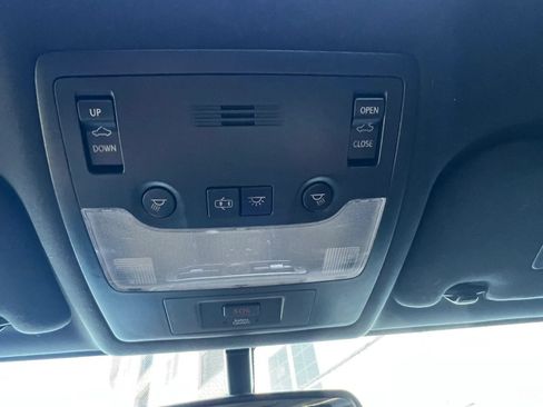 Used 2016 Lexus IS 200t w/ F Sport Package RWD image 21
