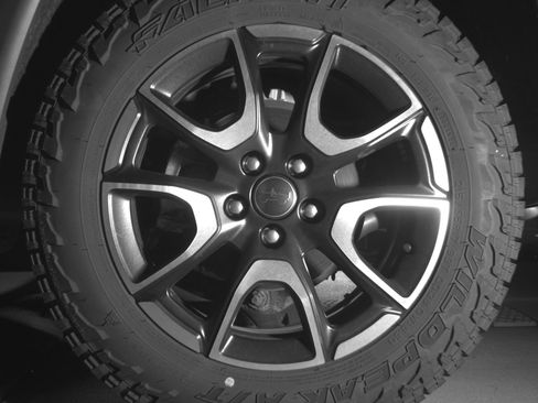 Used 2025 Jeep Compass Trailhawk AWD/4WD image 14